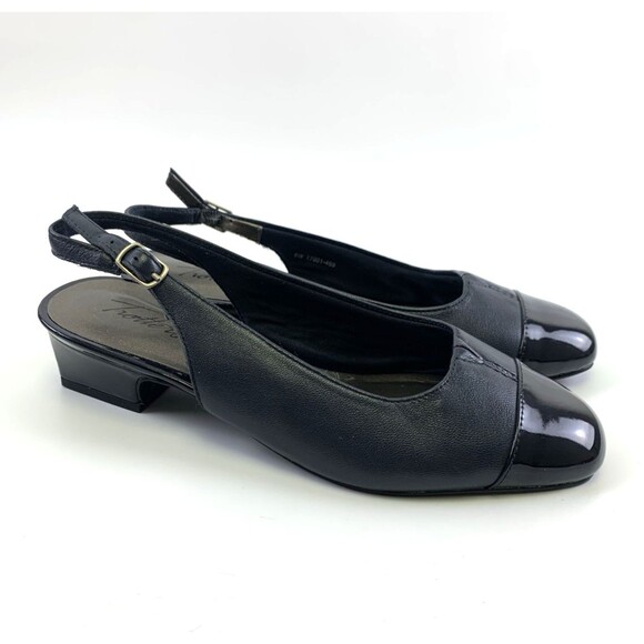 Trotters Dea Slingback Pump Navy Leather Patent Cap Toe Buckle Womens 8 Wide - Picture 1 of 14